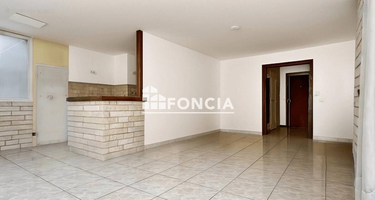 Appartement à CHAMPS-SUR-MARNE