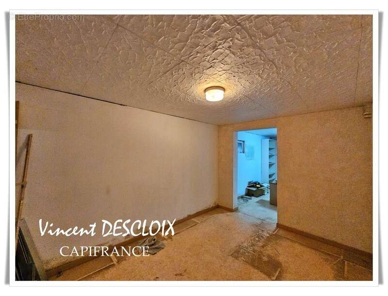 Maison à MONTSAUCHE-LES-SETTONS