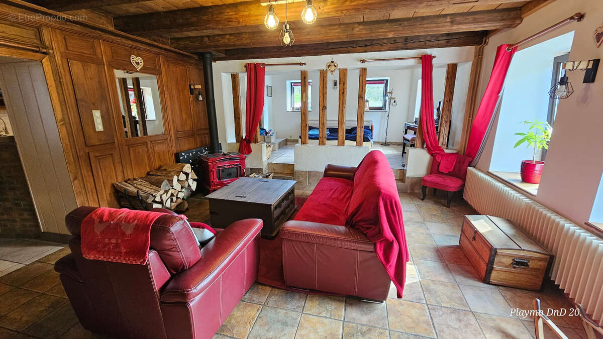 Champenay, commune de Plaine, spacieuse maison de caractère, rénovée, 192 m2, 4 chambres. - photo 43