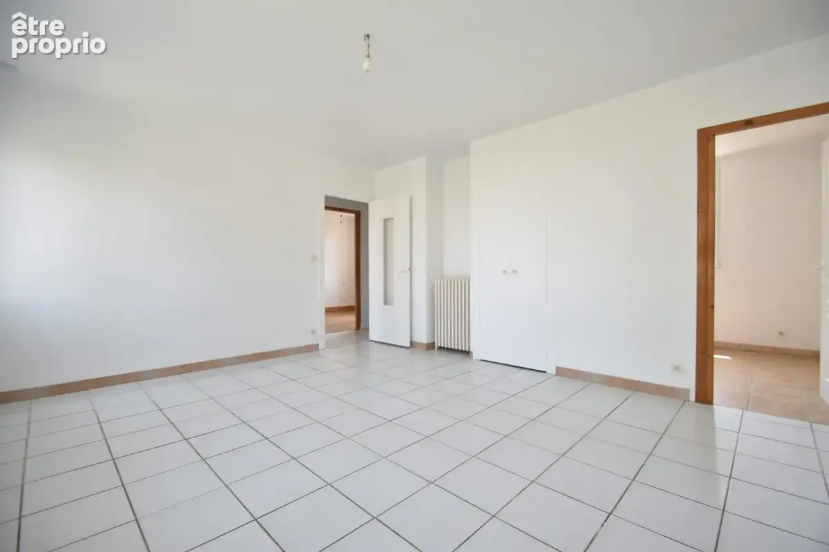 Maison 80 m² à Tonnay-Charente  - photo 4