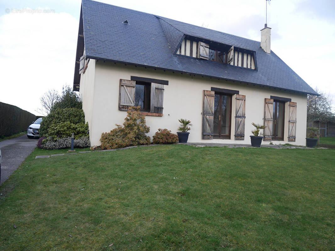 Maison à BLACQUEVILLE