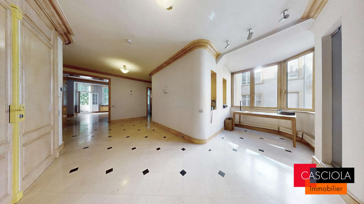Appartement 163 m² à Metz  - photo 6