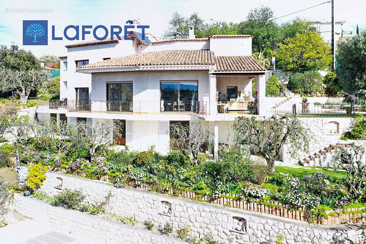 Maison à CAGNES-SUR-MER