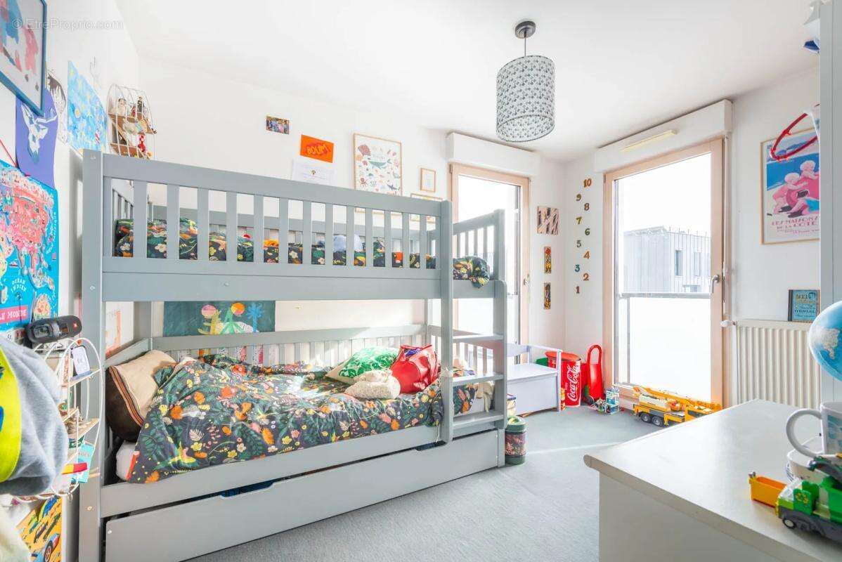 Appartement à COLOMBES