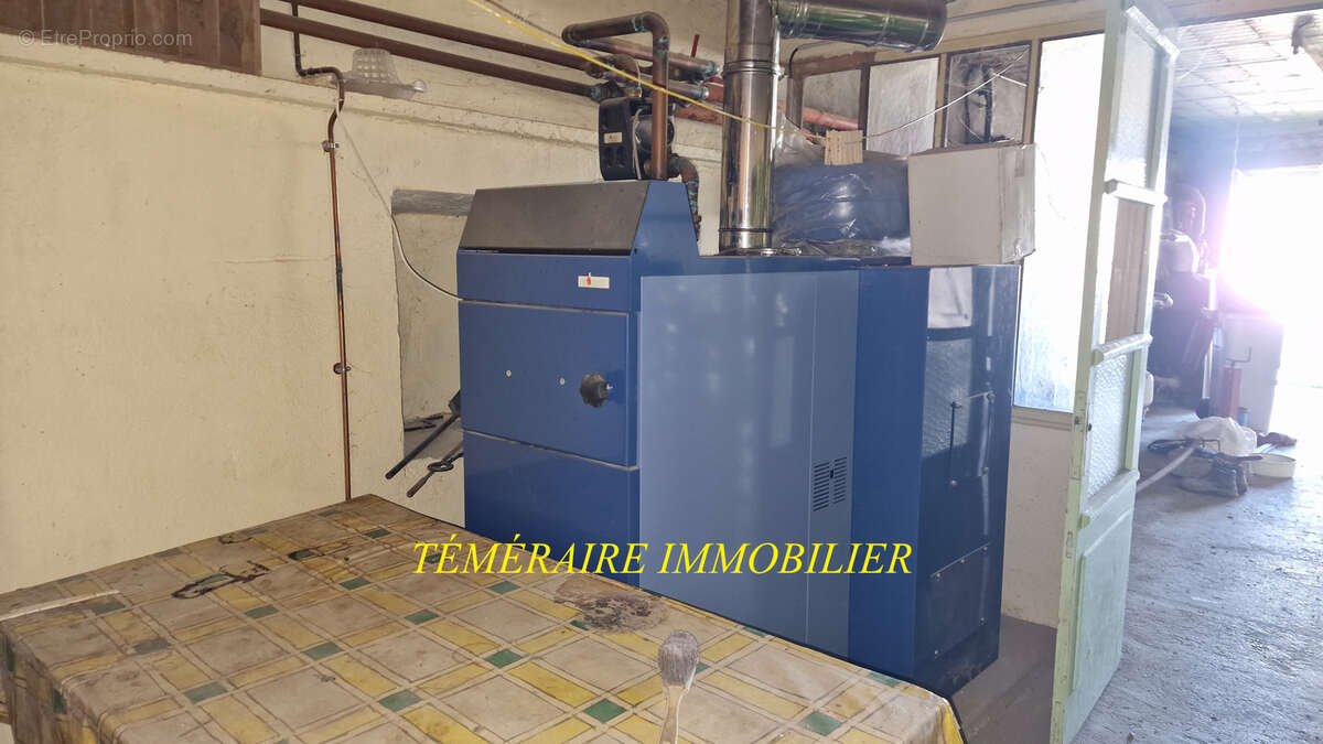 Champagnole 10 mins - Ancienne ferme de 174m2 - photo 7