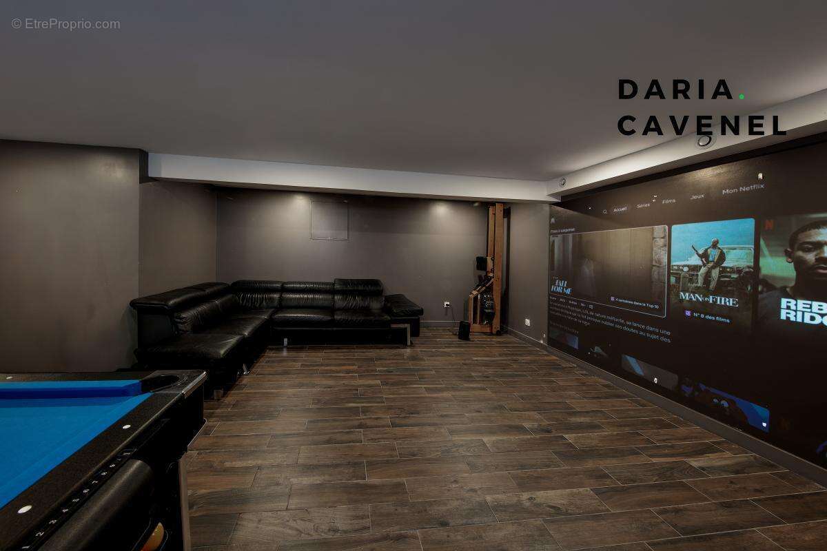 Maison à L&#039;HAY-LES-ROSES