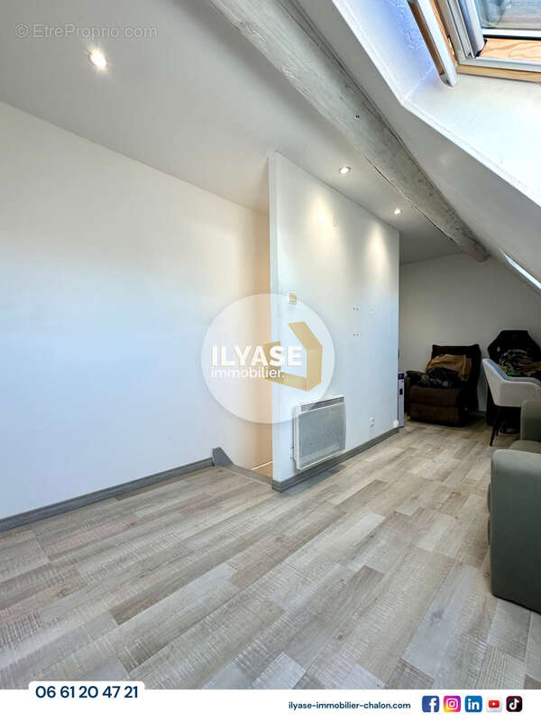 Appartement T3  77 m2  Centre-ville - photo 18
