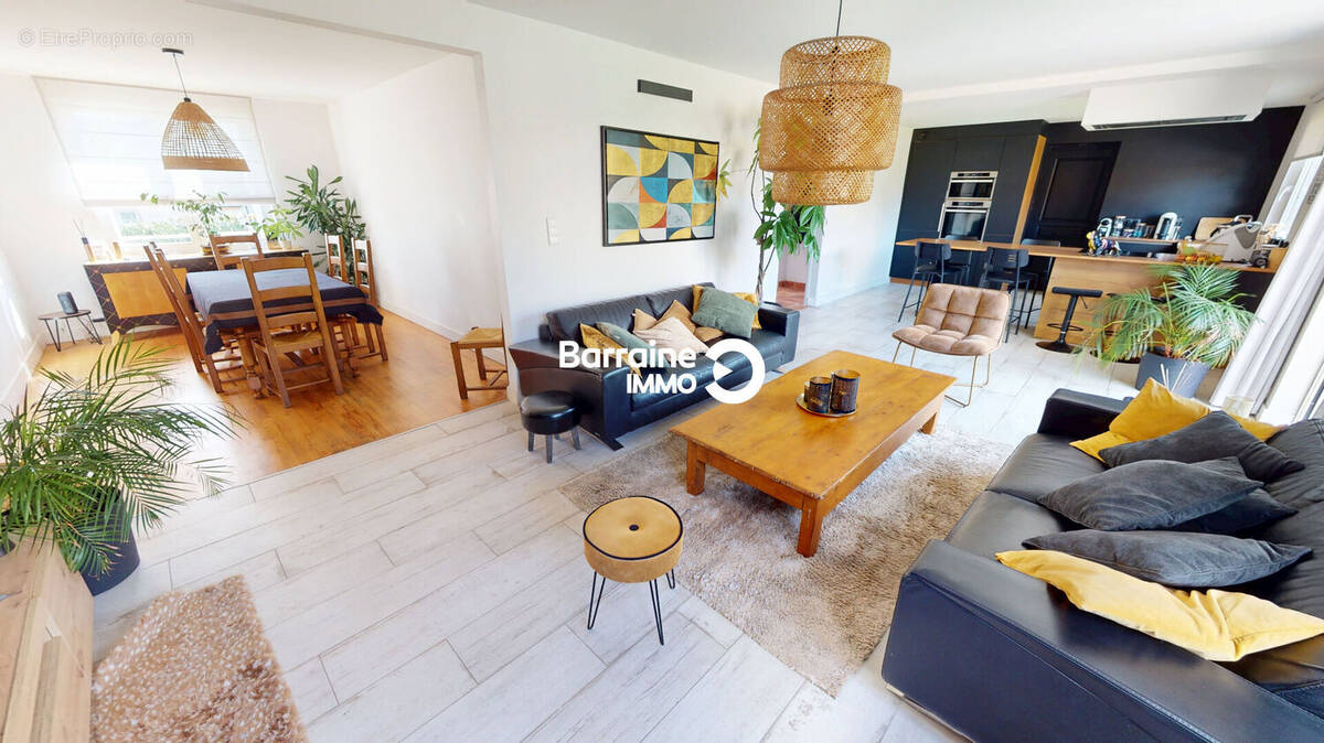 Maison à SAINT-RENAN