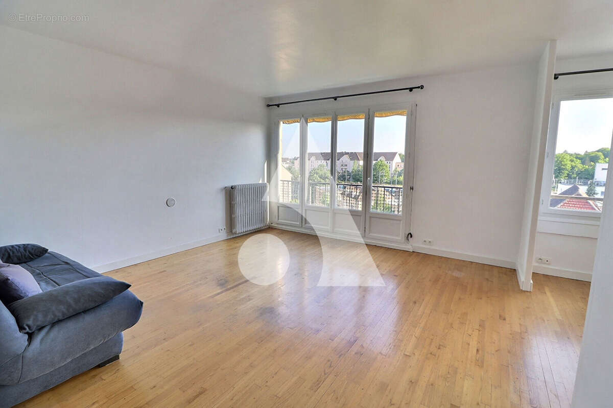 Appartement à PONTOISE