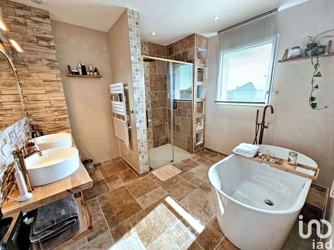 Photo 7 - Maison à VIENNE-EN-BESSIN