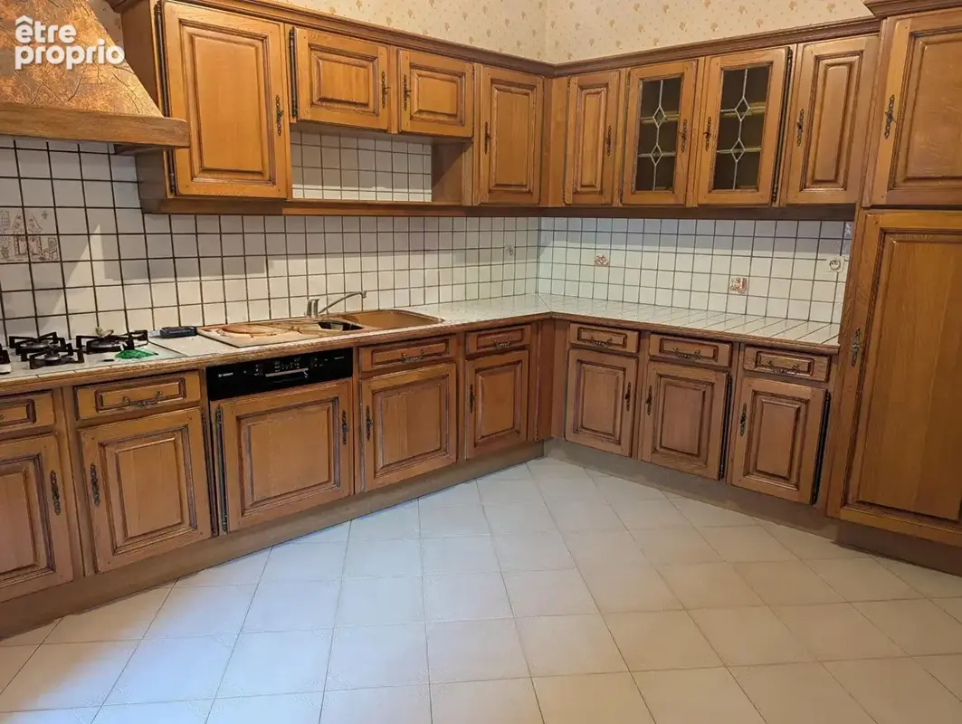 Maison  6 pièce(s) 161 m2 - photo 2