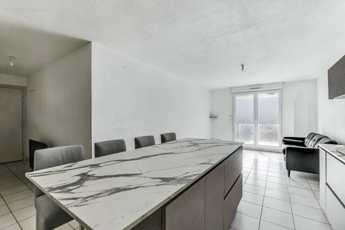 Appartement à RAMONVILLE-SAINT-AGNE