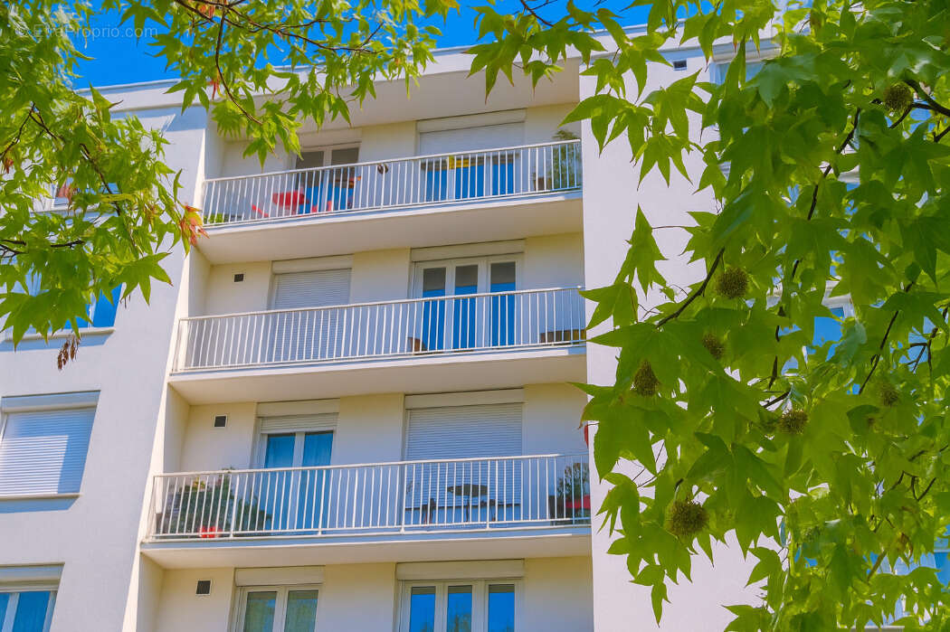 Appartement à SAINT-CYR-SUR-LOIRE