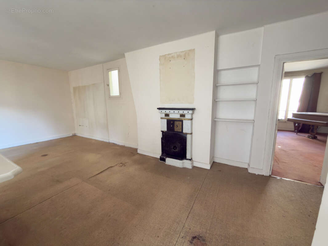 Appartement 60 m² à Paris-10e  - photo 7
