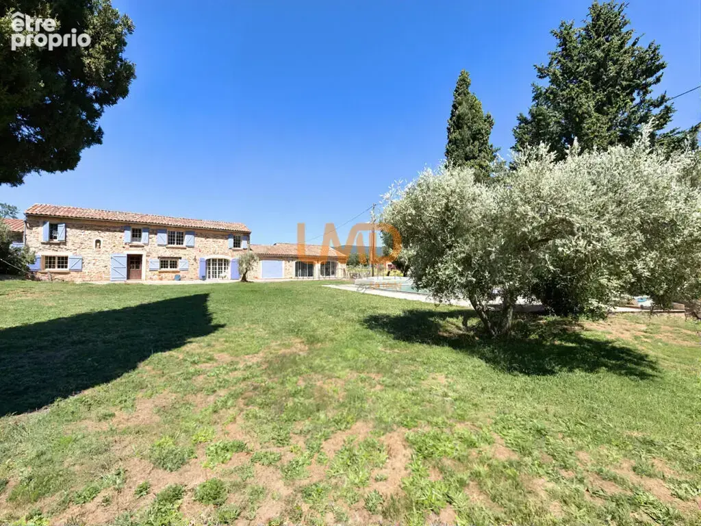 La Motte – Domaine en pierre de 470 m² au cœur des vignes avec p - photo 6