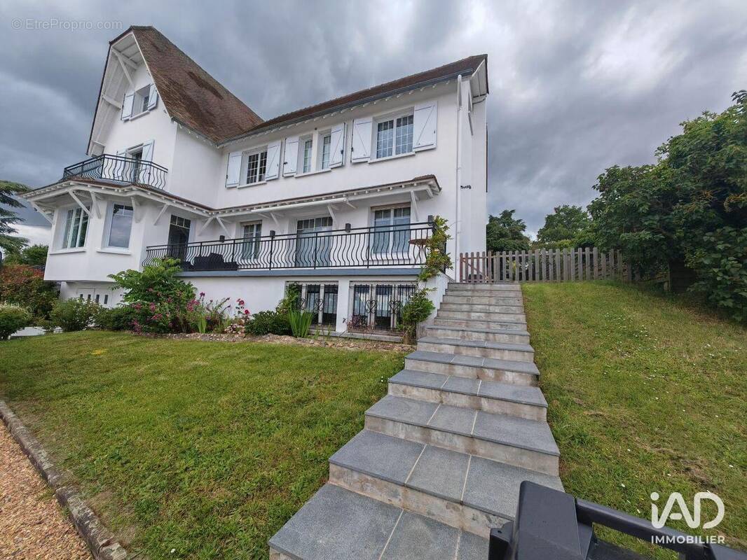 Photo 1 - Maison à COULOMBS