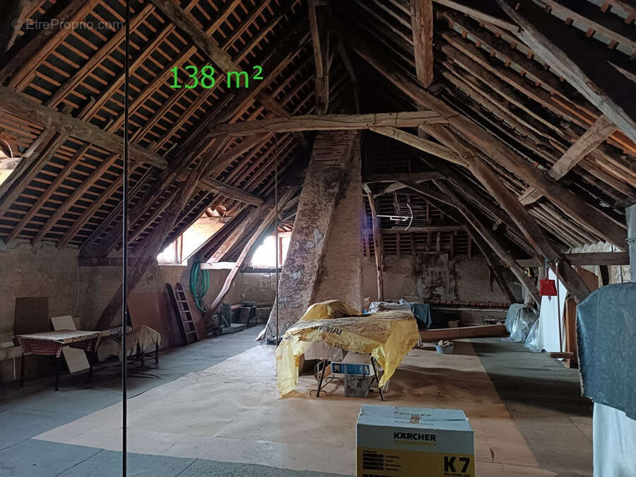 Maison à OUROUER-LES-BOURDELINS