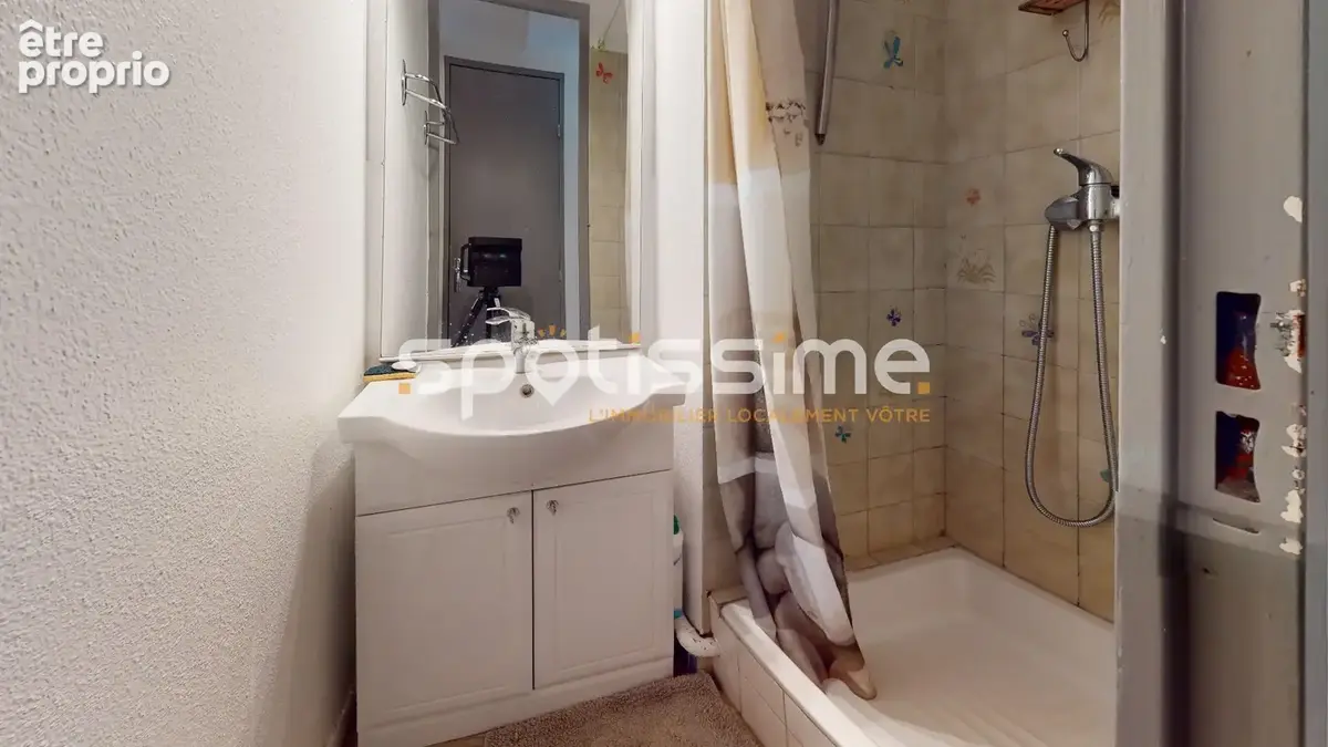 Le Cap d'Agde, Mont Saint-Martin, studio cabine en rez-de-jardin,Terrasse, parking privé - photo 10