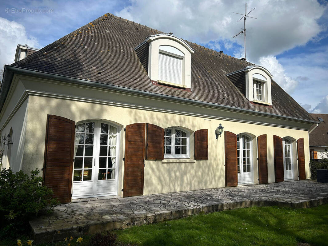 Maison à OISEMONT