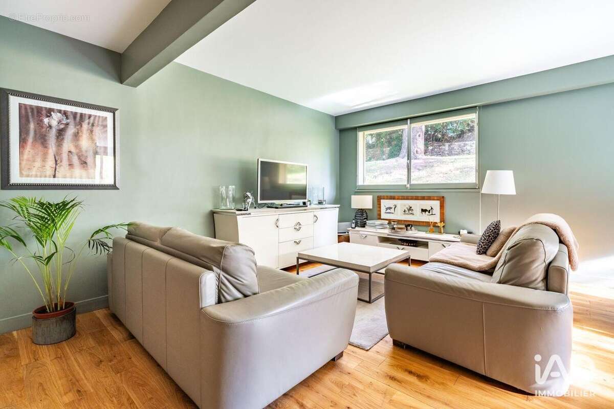 Photo 2 - Appartement à GARCHES