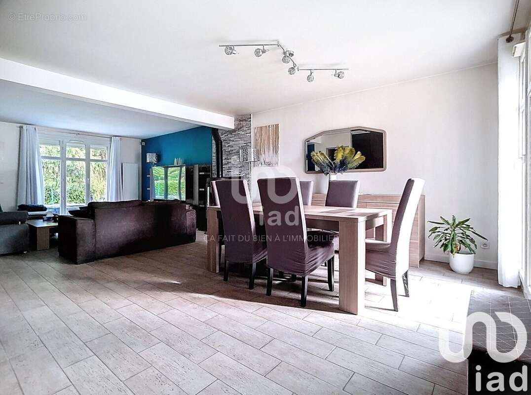 Photo 3 - Maison à LA QUEUE-EN-BRIE