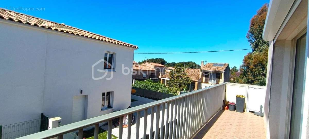 Appartement à SIX-FOURS-LES-PLAGES