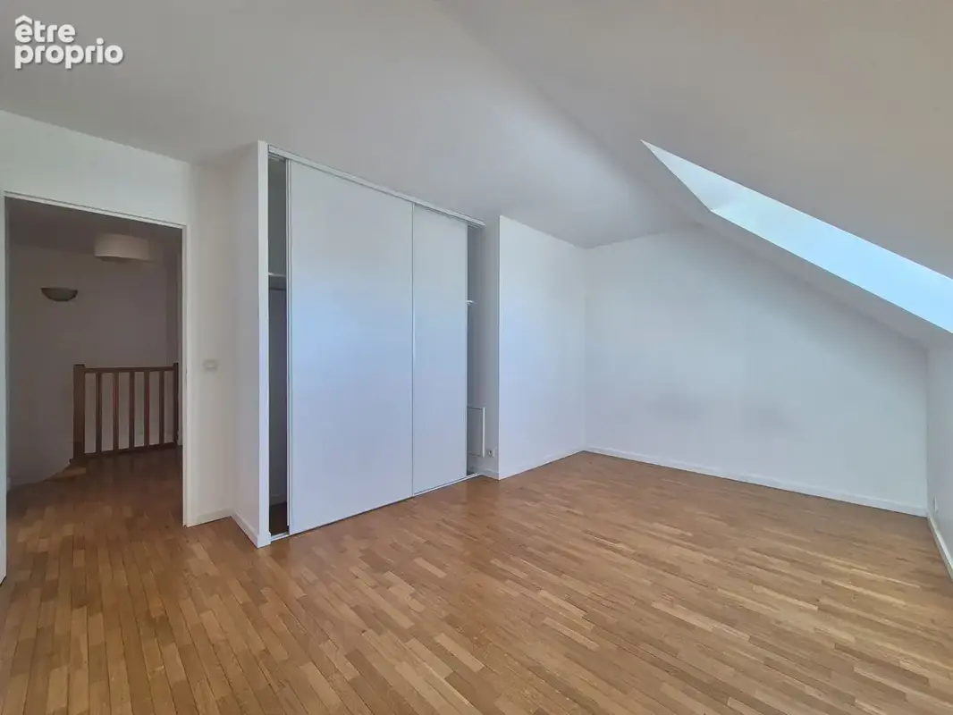 Appartement Montigny Le Bretonneux 5 pièce(s) 103 m² - photo 10