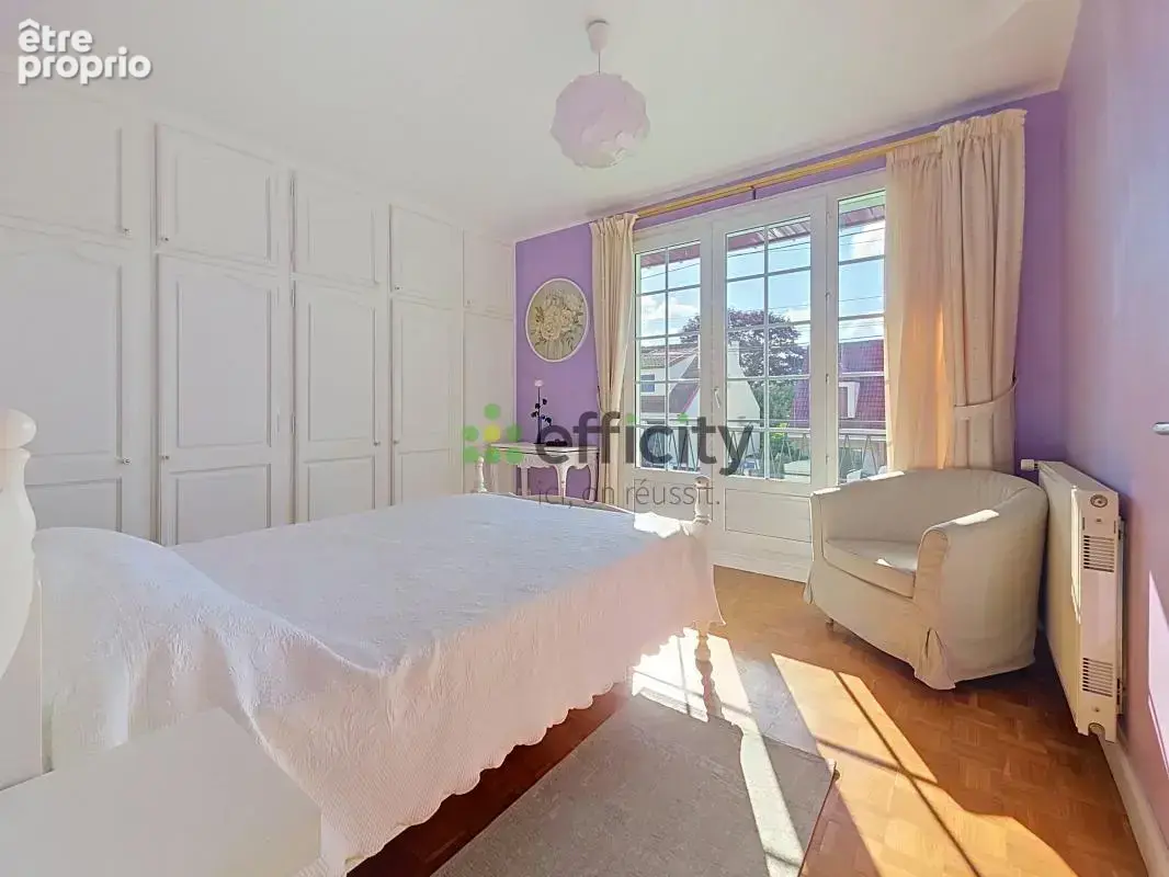 Maison 7 pièces 163 m² à vendre à Pontault-Combault (77340) - photo 10