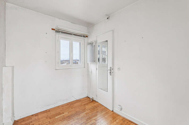 Appartement à PARIS-10E