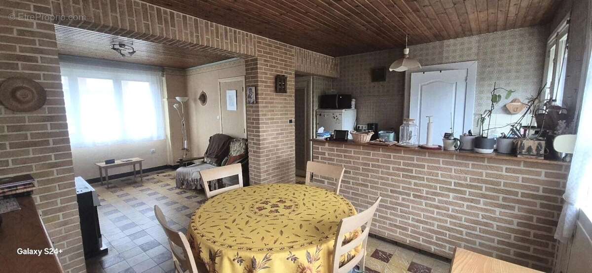 Maison à WERVICQ-SUD