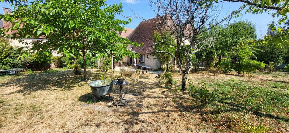 Maison de village de plain-pied avec jardin - photo 16