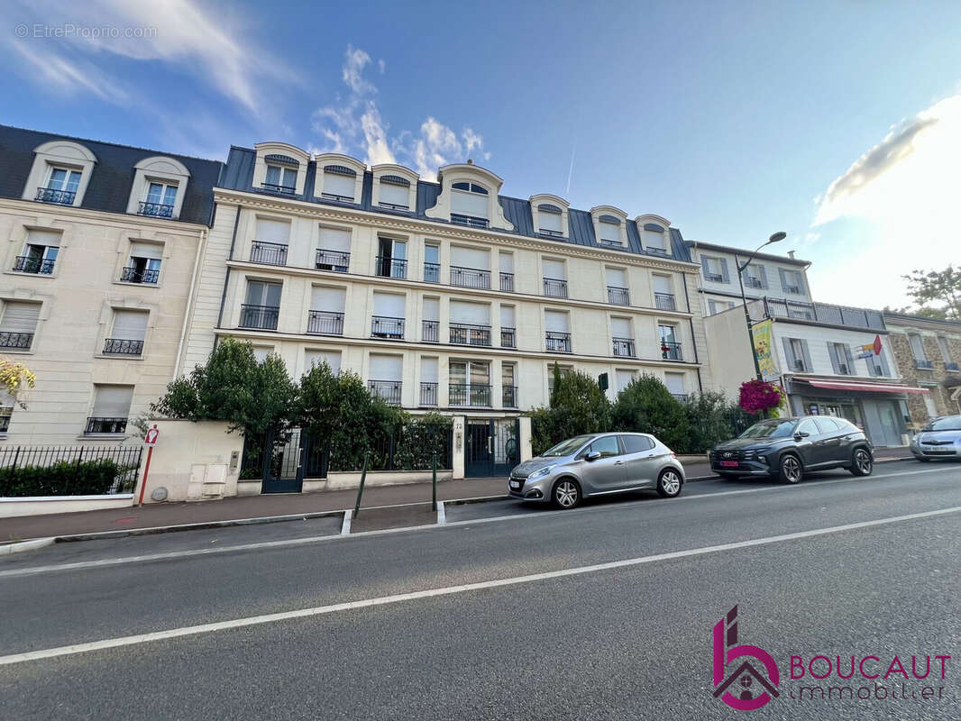 Appartement 41 m² à Le Plessis-Robinson  - photo 8