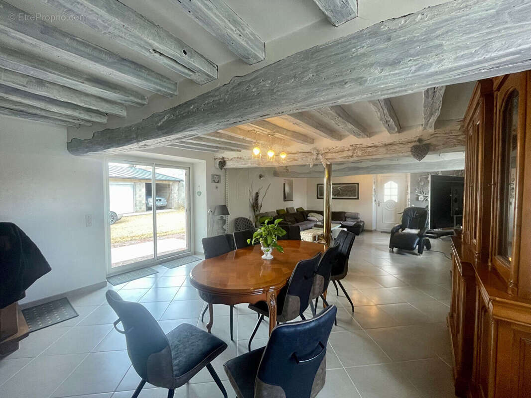 Maison à NOGENT-LE-ROI