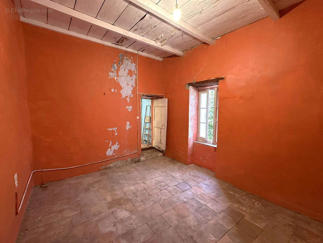 Maison à TOUROUZELLE