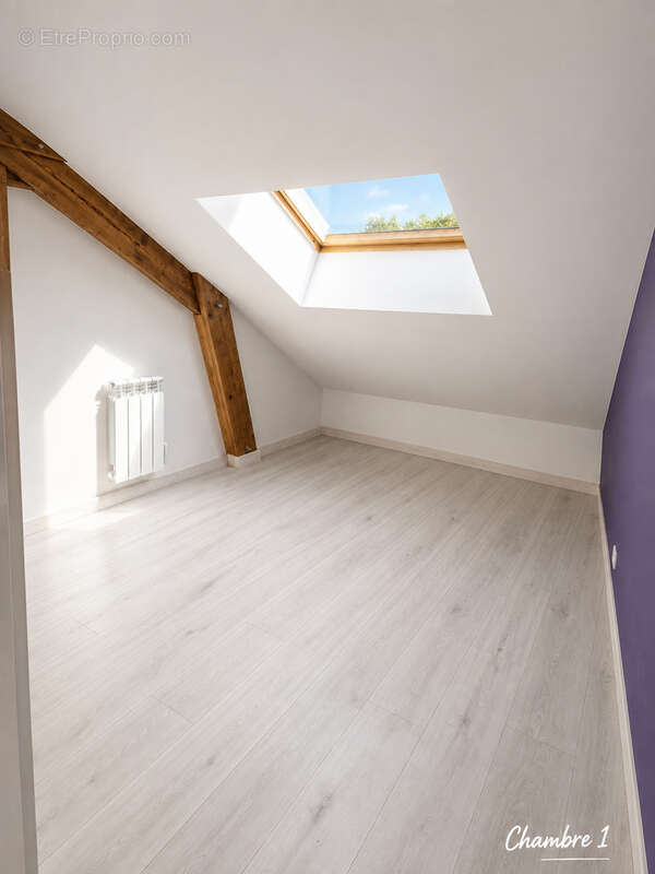 Duplex bon état , avec terrasse de 36 m2 . - photo 11