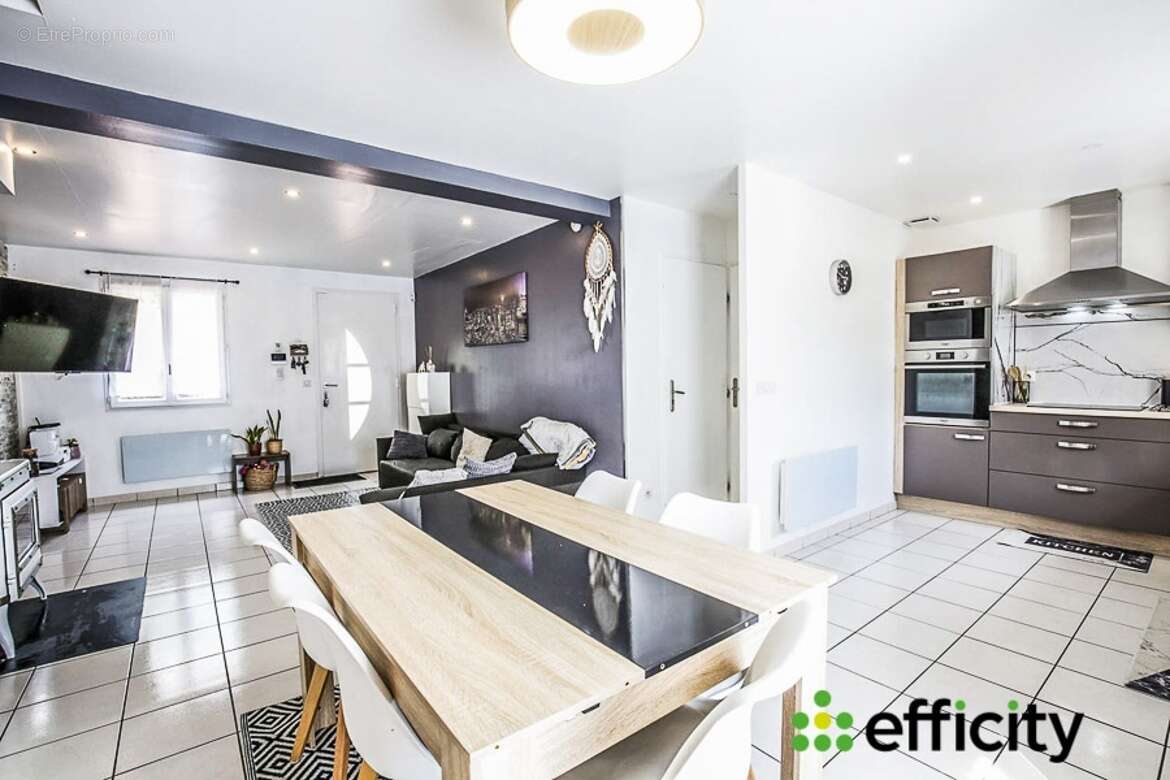 Maison à MANTES-LA-VILLE