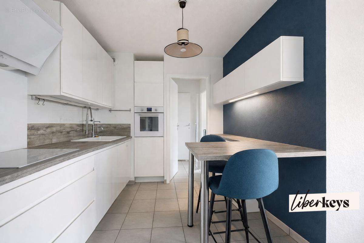 Appartement à MARSEILLE-3E