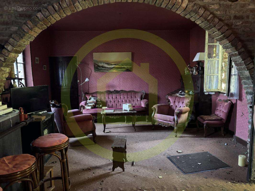 Maison à LAVAVEIX-LES-MINES