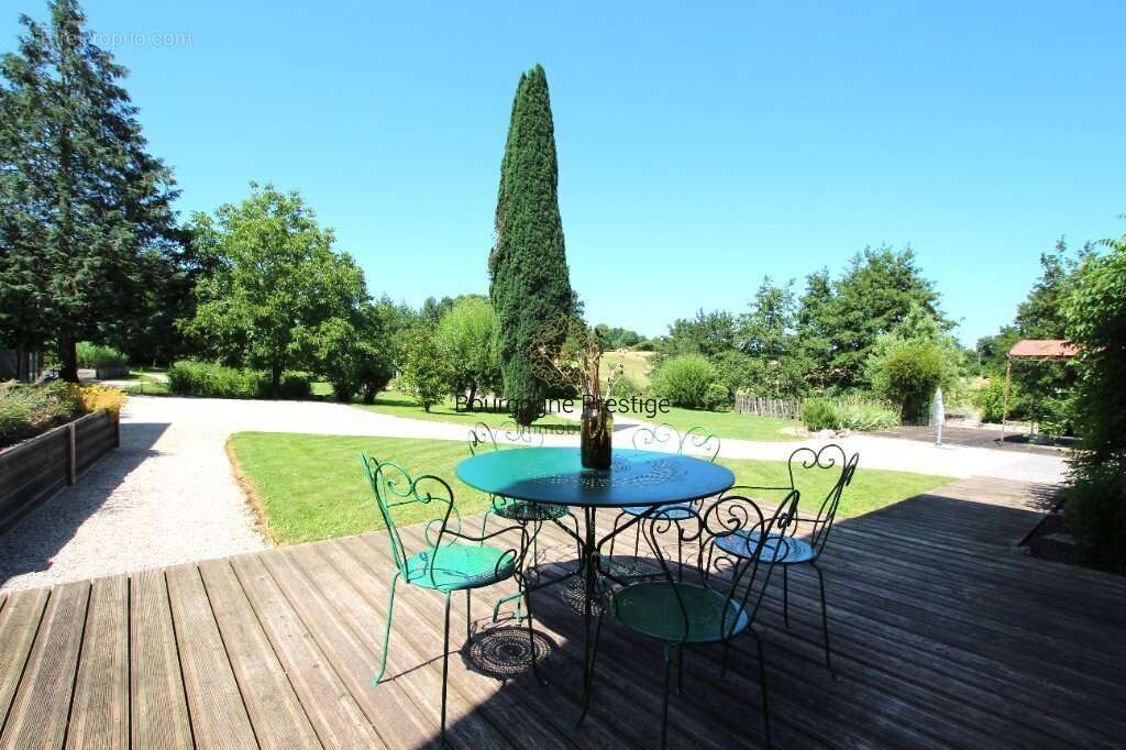Rare belle propriete contemporaine et ecologique au coeur de la campagne en bord de riviere - photo 7