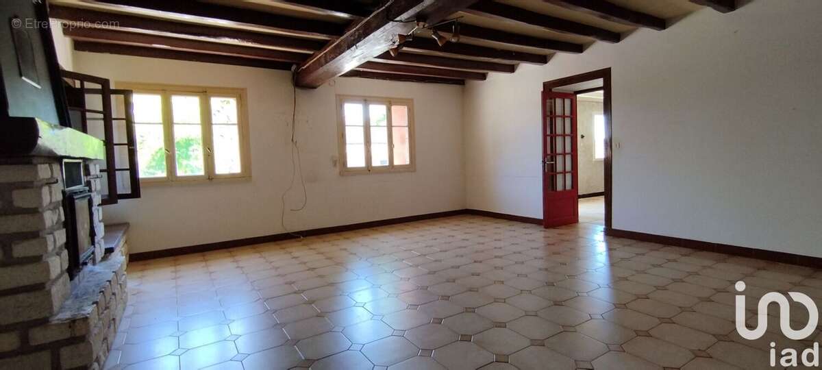 Photo 7 - Maison à NEUVICQ-LE-CHATEAU