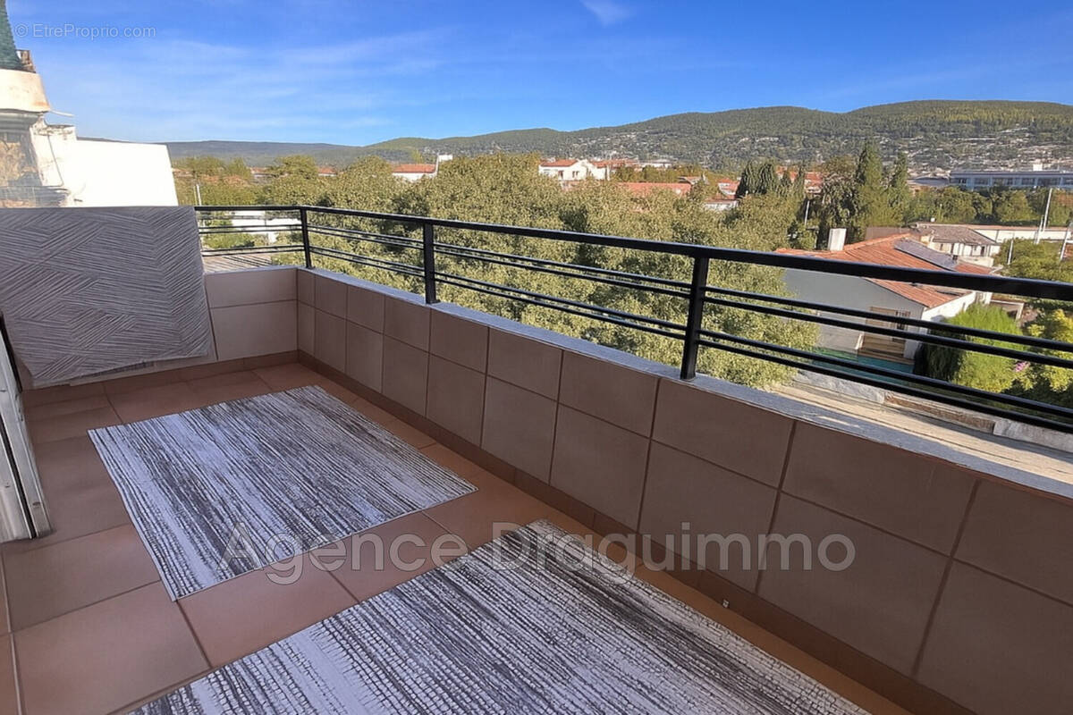 Appartement à DRAGUIGNAN