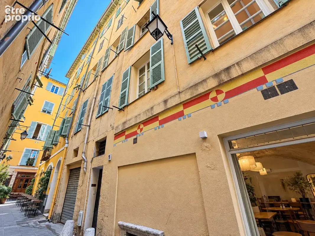 Vieux-nice   3 pièces de caractère   68 m2 utiles - photo 9