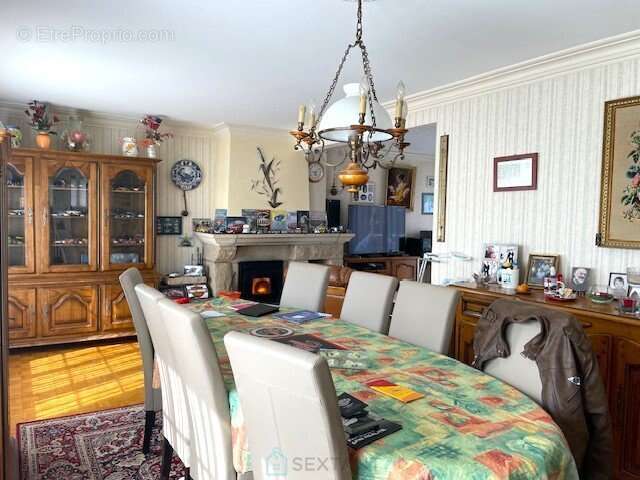 Maison à CARHAIX-PLOUGUER