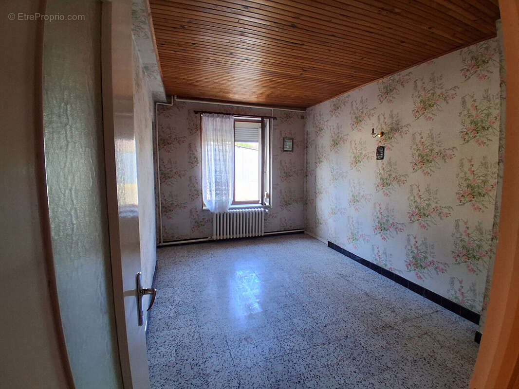 Maison Voulpaix 4 pièce(s) 116.74 m2 - photo 8