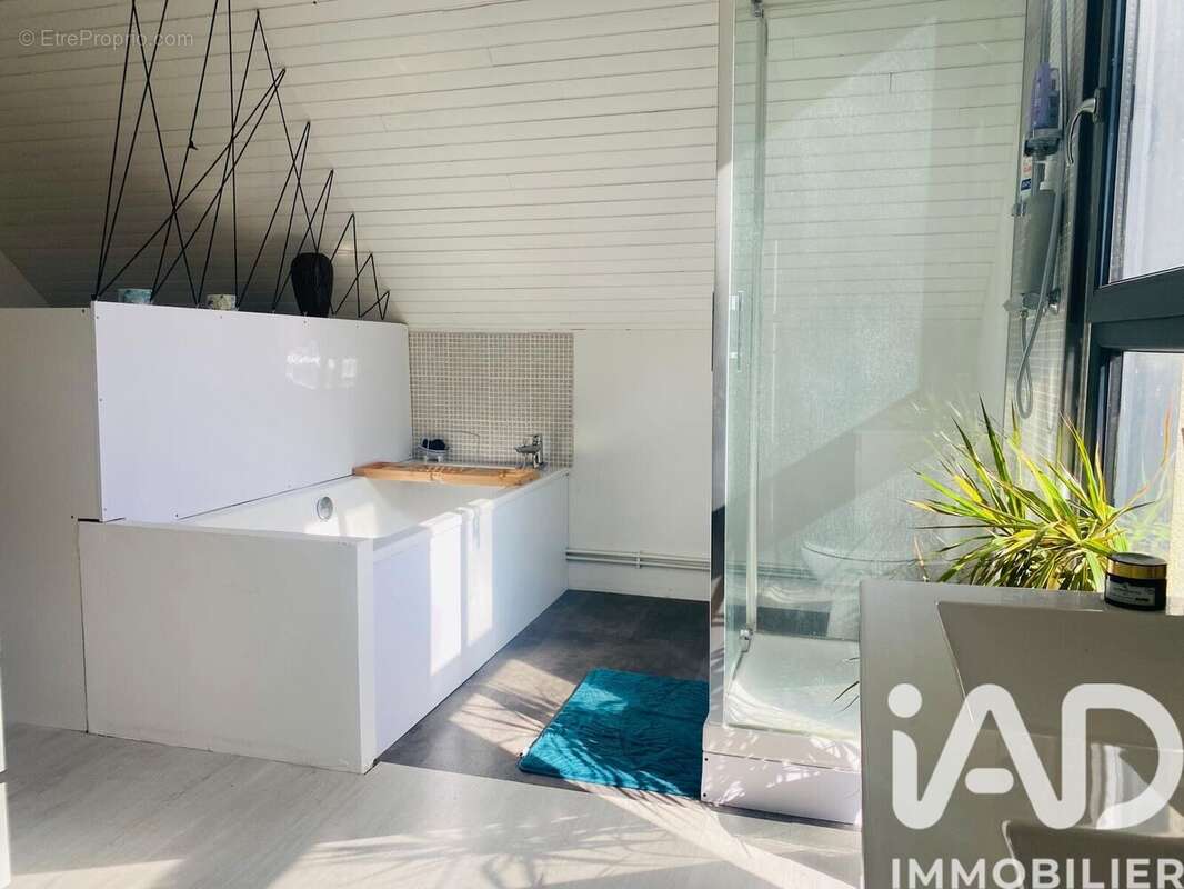 Photo 9 - Maison à LA CHAPELLE-SUR-ERDRE