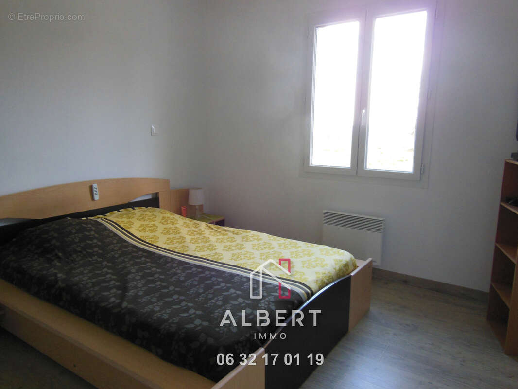 Maison à AMBILLOU-CHATEAU