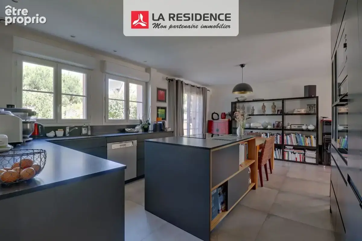 Maison 7 pièces 168 m² à vendre à Les Clayes-Sous-Bois (78340) - photo 8
