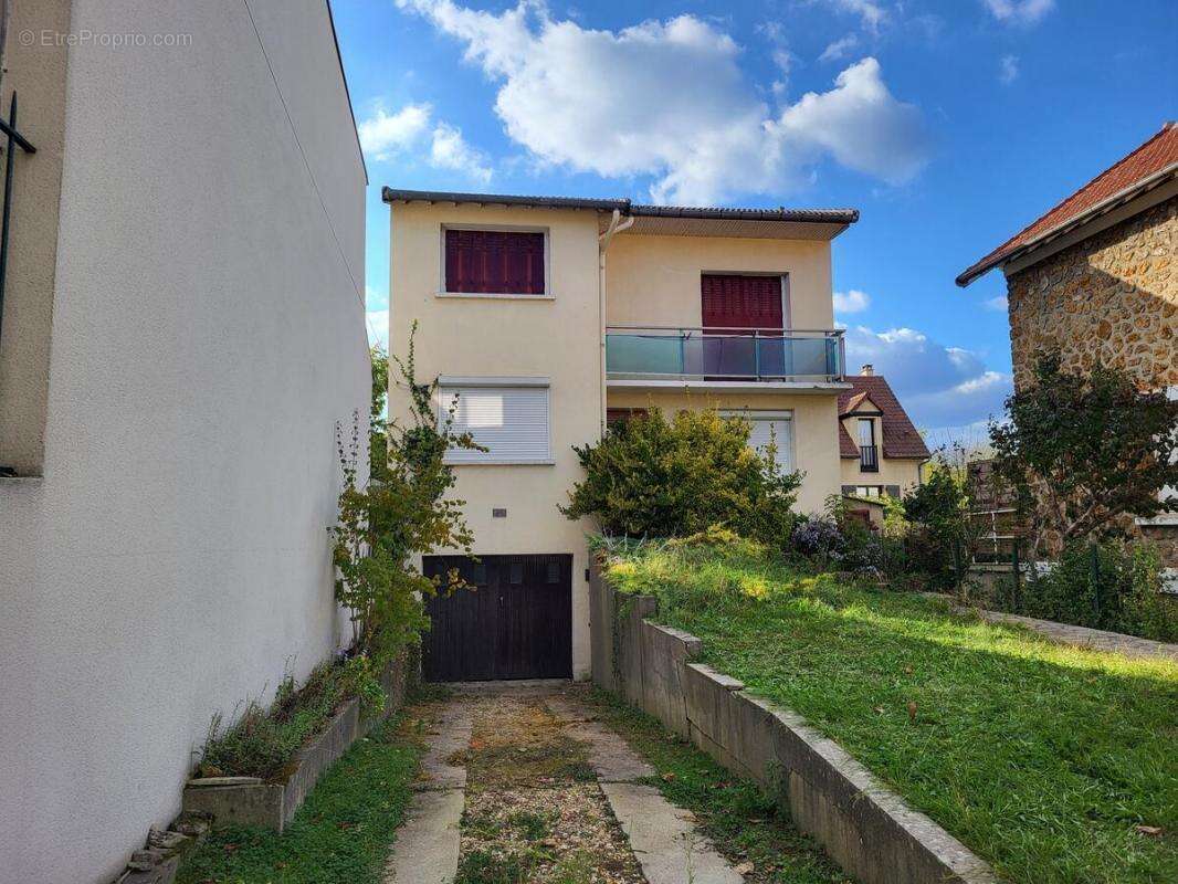 Maison à RUEIL-MALMAISON