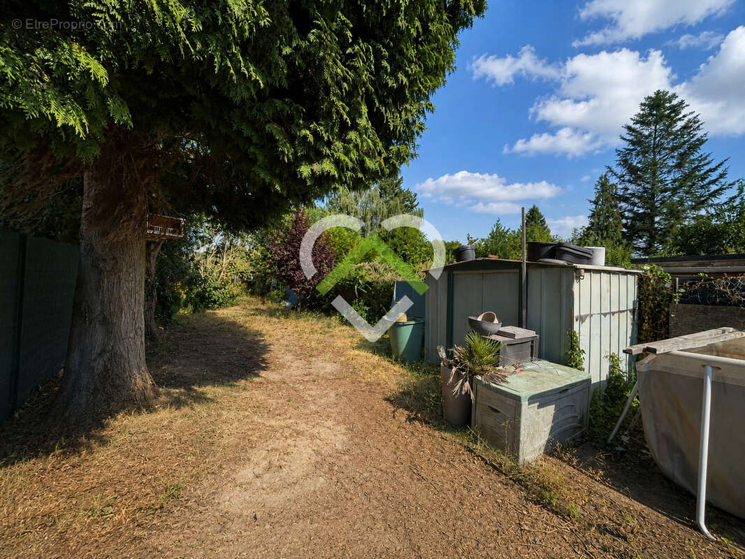 Wasquehal - Maison flamande à gros potentiel bâtie sur 430m2 de terrain - photo 5