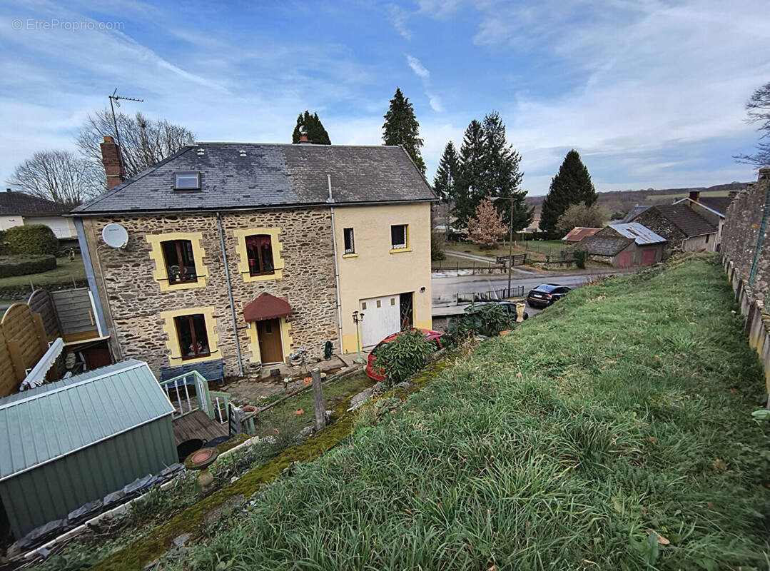 Maison à LAURIERE